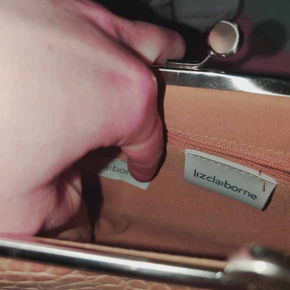 Liz Claiborne reptile clutch - Picture 13 of 16